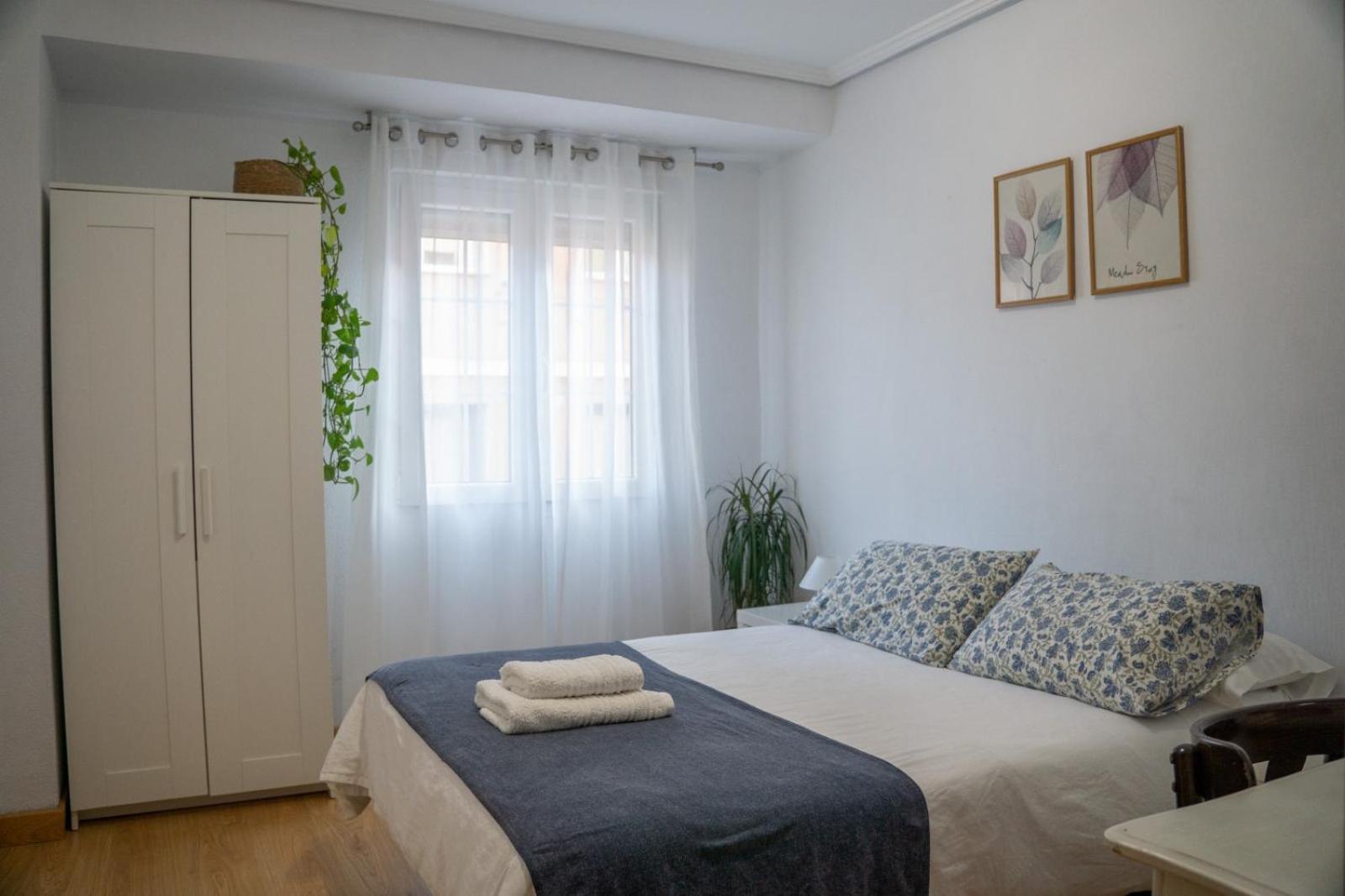 Piso Completo Cerca De Estacion Bus, Tren Y Ferrys Apartment Santander Exterior photo